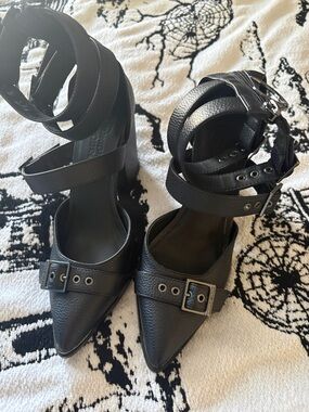 Pointed Black Ankle-Strap Block Heels with Buckle Detail